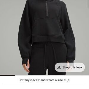 Black lululemon Scuba